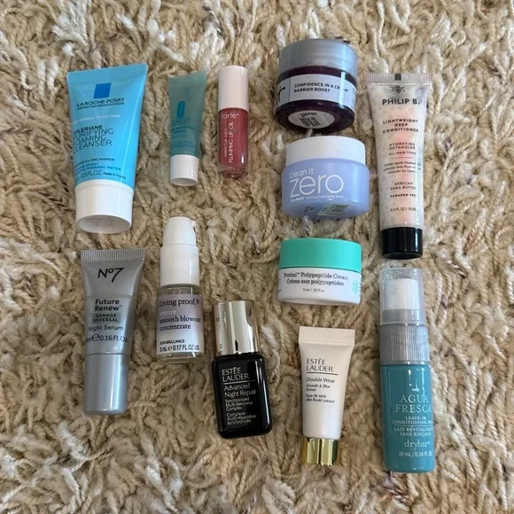 Assorted 94 Piece Beauty Sample Lot - Hair, Makeup, and Skincare - Picture 7 of 12